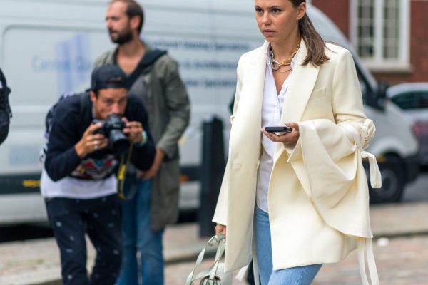 London Fashion Week SS 2017 Street Style - FaShionFReaks