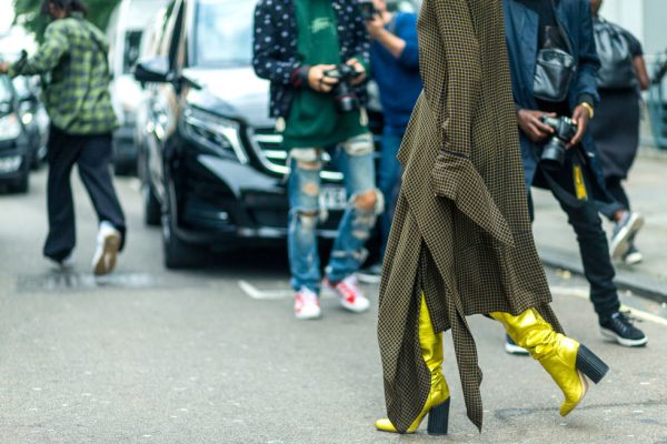 London Fashion Week SS 2017 Street Style - FaShionFReaks